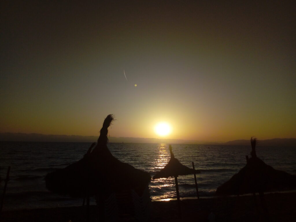 Atardecer en la playa de Palma